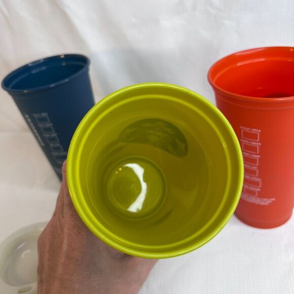 Starbucks Reusable Color Changing Cold Hot Plastic Cups Set of 3 w/ Coffee Lids - Picture 5 of 13
